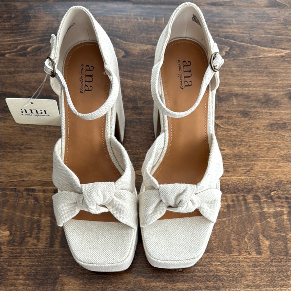 NWT a.n.a. Women's Holland Natural Platform Sandals Size 7.5 - Picture 2 of 9